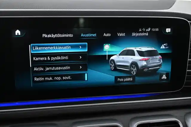 Valkoinen Maastoauto, Mercedes-Benz GLE – NMB-548