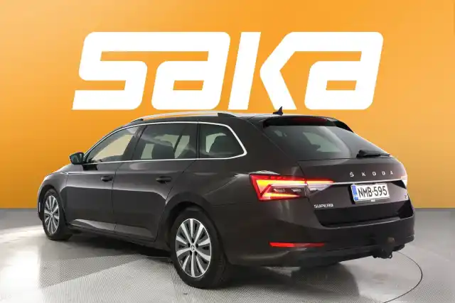 Ruskea Farmari, Skoda Superb – NMB-595