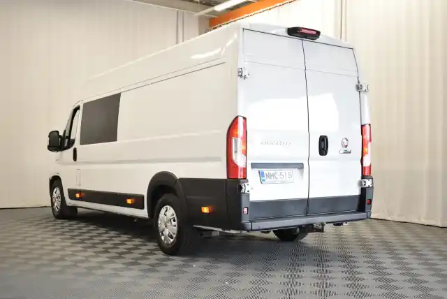 Valkoinen Matkailuauto, Fiat Ducato – NMC-515