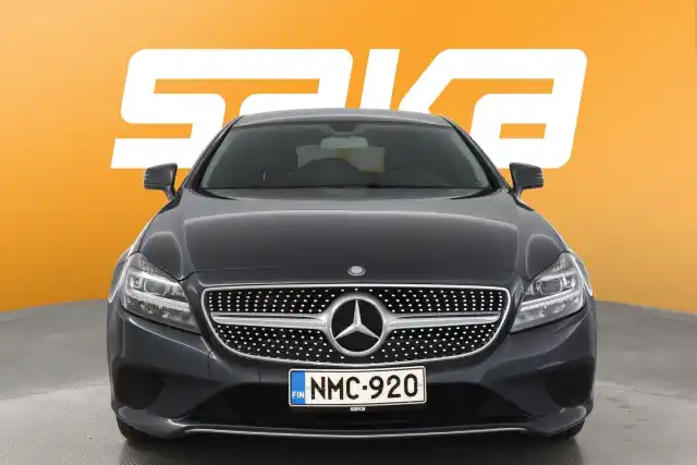 Harmaa Coupe, Mercedes-Benz CLS – NMC-920