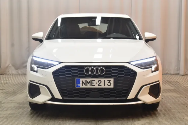 Valkoinen Viistoperä, Audi A3 – NME-213