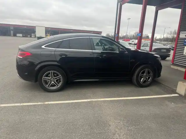 Musta Farmari, Mercedes-Benz GLE – NMG-105