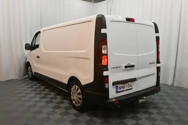 Valkoinen Pakettiauto, Renault Trafic – NMH-104