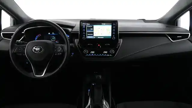 Harmaa Viistoperä, Toyota Corolla – NMH-325