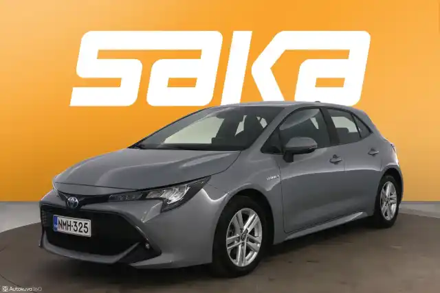 Harmaa Viistoperä, Toyota Corolla – NMH-325