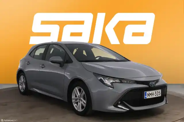 Harmaa Viistoperä, Toyota Corolla – NMH-325