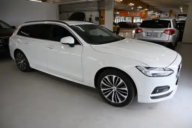 Valkoinen Farmari, Volvo V90 – NMI-912