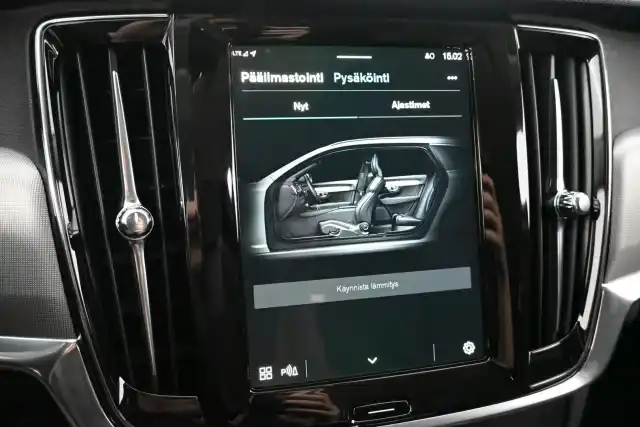 Valkoinen Farmari, Volvo V90 – NMI-912