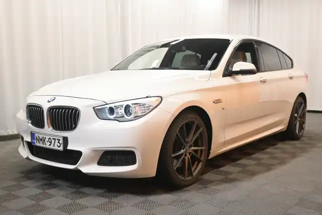 Valkoinen Sedan, BMW 535 Gran Turismo – NMK-973