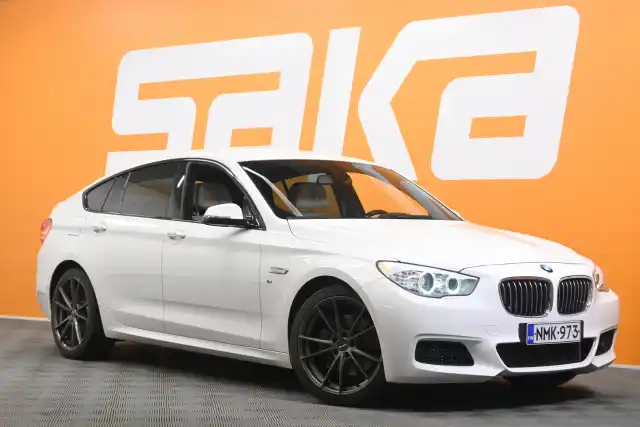 Valkoinen Sedan, BMW 535 Gran Turismo – NMK-973