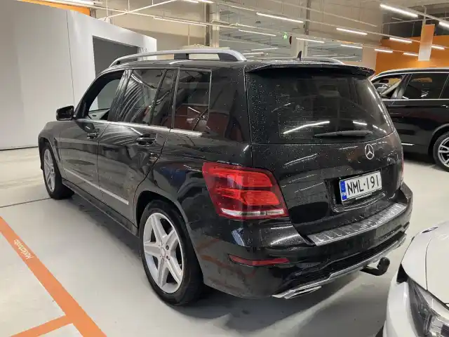 Musta Maastoauto, Mercedes-Benz GLK – NML-191