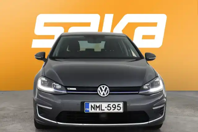 Harmaa Viistoperä, Volkswagen Golf – NML-595