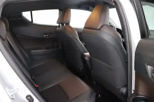 Hopea Maastoauto, Toyota C-HR – NML-693