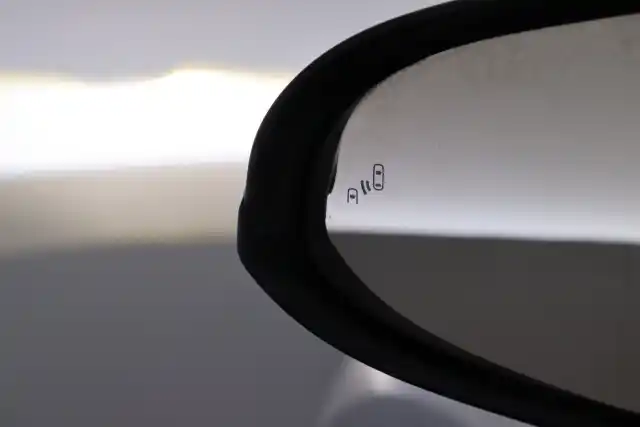 Hopea Maastoauto, Toyota C-HR – NML-693