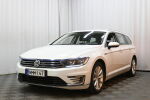 Valkoinen Farmari, Volkswagen Passat – NMM-147, kuva 4