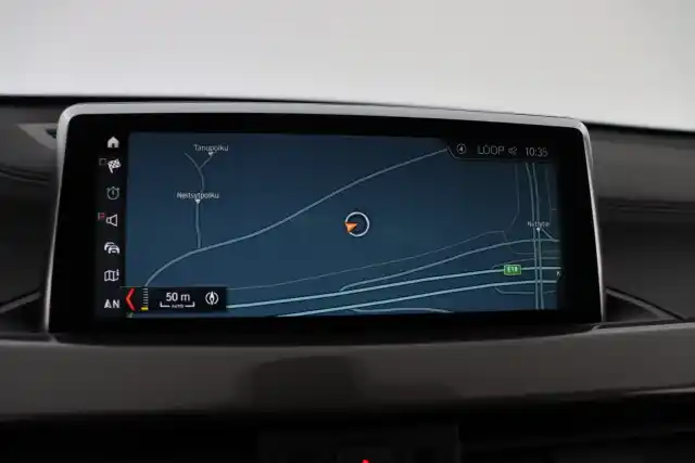Musta Maastoauto, BMW X1 – NMM-434