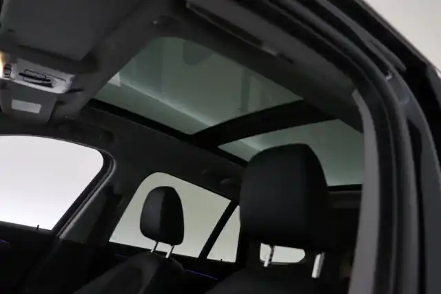 Musta Maastoauto, BMW X1 – NMM-434