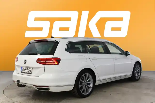 Valkoinen Farmari, Volkswagen Passat – NMM-852