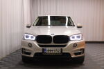 Harmaa Maastoauto, BMW X5 – NMM-932, kuva 2