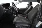 Harmaa Farmari, Volkswagen Golf – NMN-641, kuva 13