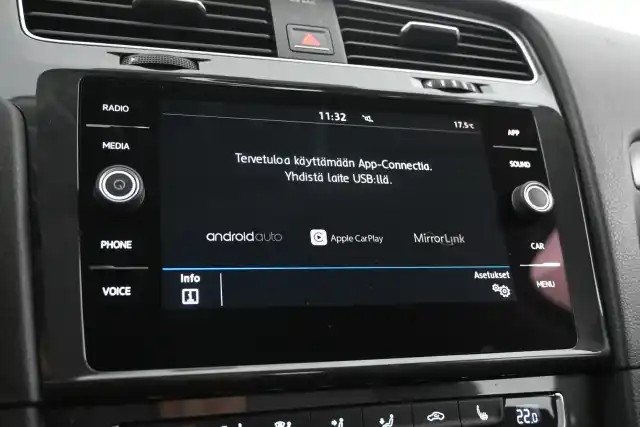 Harmaa Farmari, Volkswagen Golf – NMN-641
