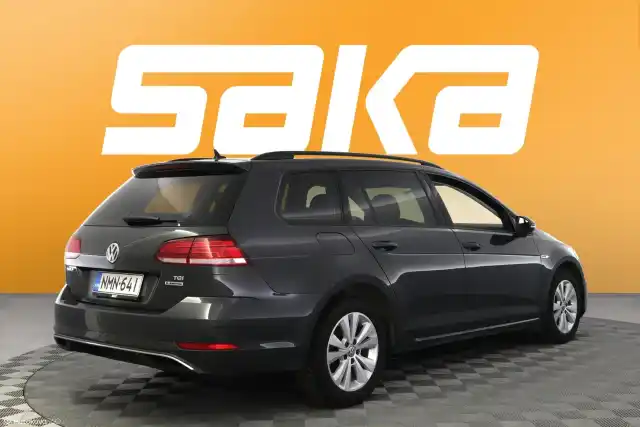 Harmaa Farmari, Volkswagen Golf – NMN-641