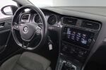 Harmaa Farmari, Volkswagen Golf – NMN-641, kuva 10