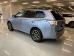 Sininen Maastoauto, Mitsubishi OUTLANDER PHEV – NMN-701, kuva 4