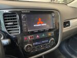 Sininen Maastoauto, Mitsubishi OUTLANDER PHEV – NMN-701, kuva 8
