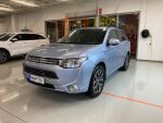 Sininen Maastoauto, Mitsubishi OUTLANDER PHEV – NMN-701, kuva 1