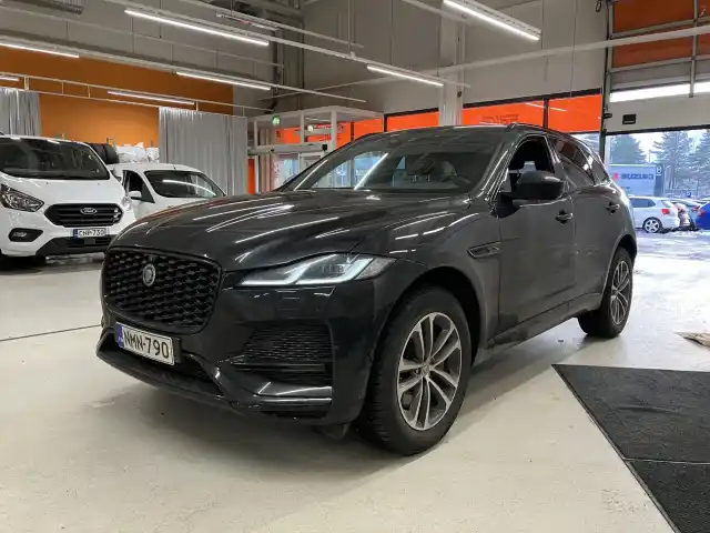 Musta Maastoauto, Jaguar F-PACE – NMN-790