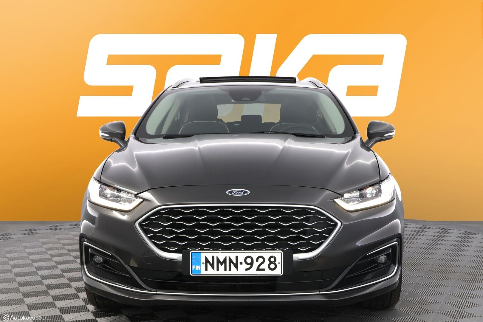 Harmaa Farmari, Ford Mondeo – NMN-928