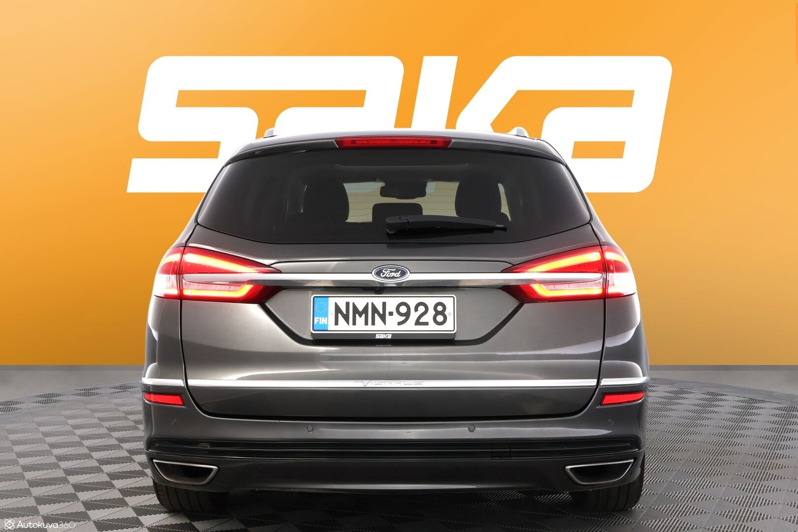 Harmaa Farmari, Ford Mondeo – NMN-928