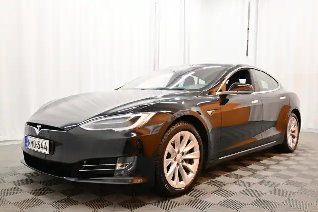 Musta Sedan, Tesla Model S – NMO-344