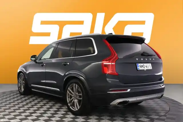 Harmaa Maastoauto, Volvo XC90 – NMO-411