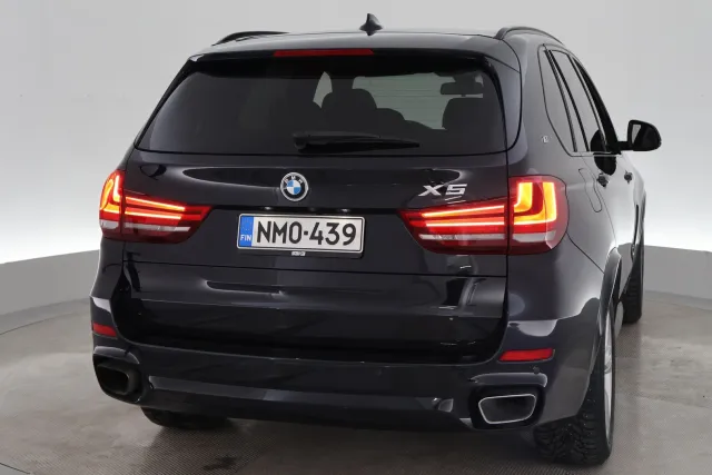 Musta Maastoauto, BMW X5 – NMO-439