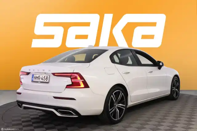 Valkoinen Sedan, Volvo S60 – NMR-458