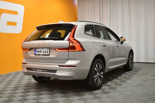 Harmaa Maastoauto, Volvo XC60 – NMR-464