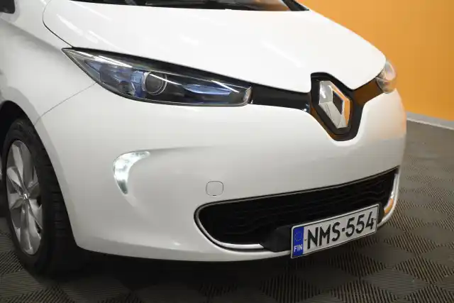 Valkoinen Viistoperä, Renault Zoe – NMS-554