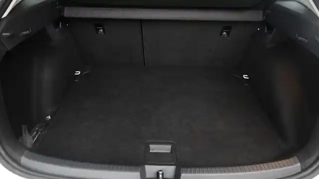 Valkoinen Viistoperä, Volkswagen Taigo – NMT-798