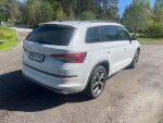 Valkoinen Maastoauto, Skoda Kodiaq – NMU-793, kuva 4
