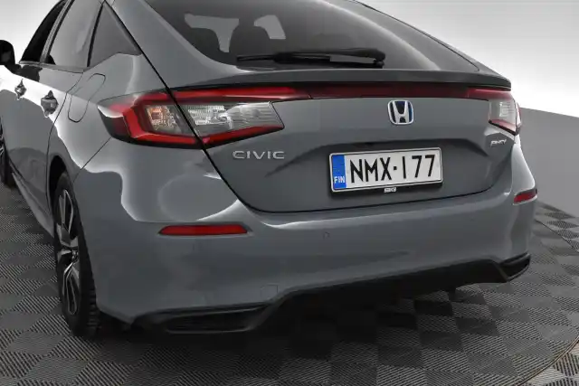 Harmaa Viistoperä, Honda Civic – NMX-177