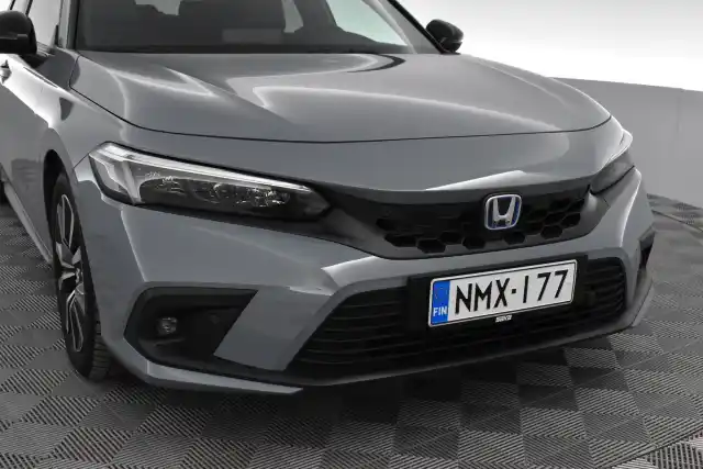 Harmaa Viistoperä, Honda Civic – NMX-177