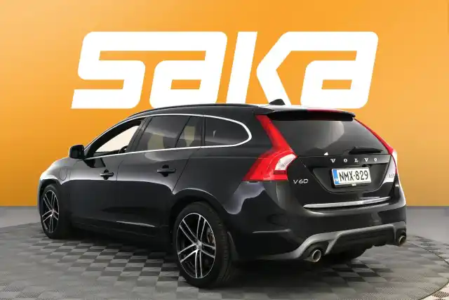 Musta Farmari, Volvo V60 – NMX-829