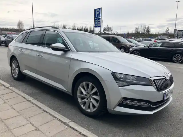 Hopea Farmari, Skoda Superb – NMY-193