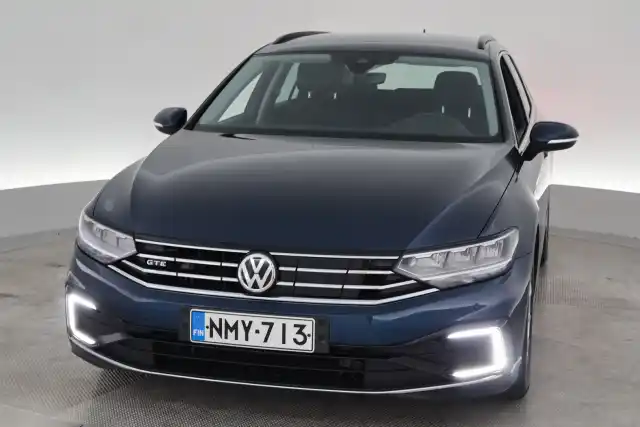 Sininen Farmari, Volkswagen Passat – NMY-713