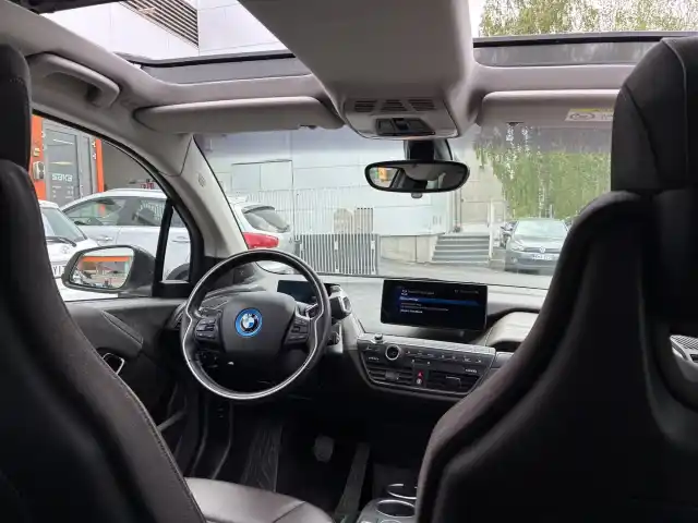 Valkoinen Viistoperä, BMW I3S – NMZ-498