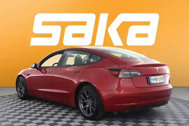 Punainen Sedan, Tesla Model 3 – NNB-598