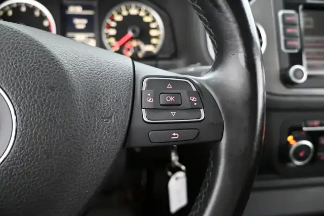 Sininen Farmari, Volkswagen Tiguan – NNH-648