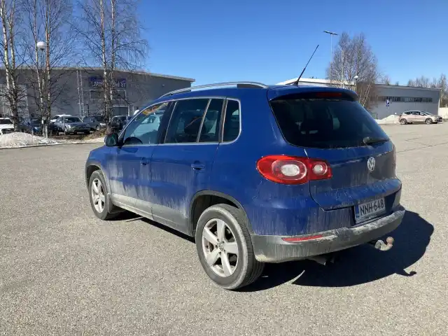 Sininen Farmari, Volkswagen Tiguan – NNH-648